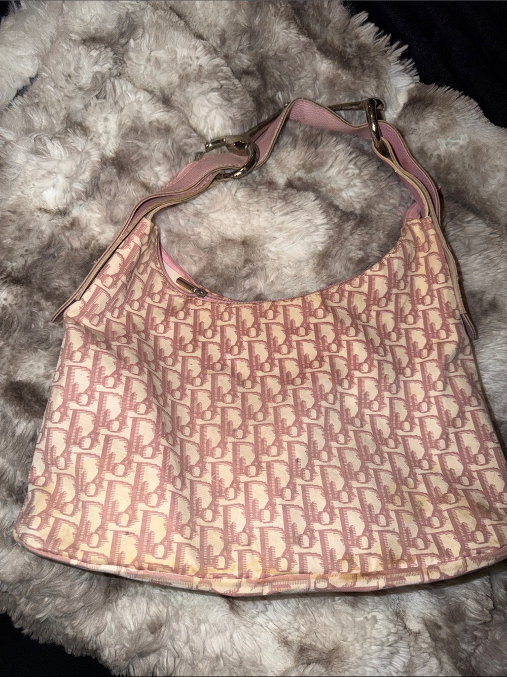 Vintage Pink Monogram Shoulder Hobo Bag with silver-Tone Hardware